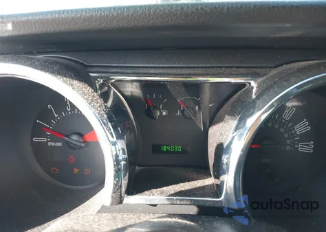 2009 Ford Mustang V6/V6 Premium z USA, uszkodzony, nr VIN 1ZVHT80N495114004